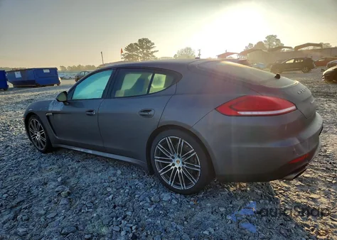 2016 Porsche Panamera 2 z USA, uszkodzony, nr VIN WP0AA2A72GL000860